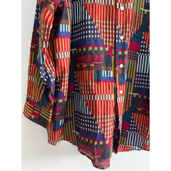 VINTAGE | Marcus by Neiman Marcus Linen Blend Abstract Pattern Button-Down Shirt - Picture 9 of 16